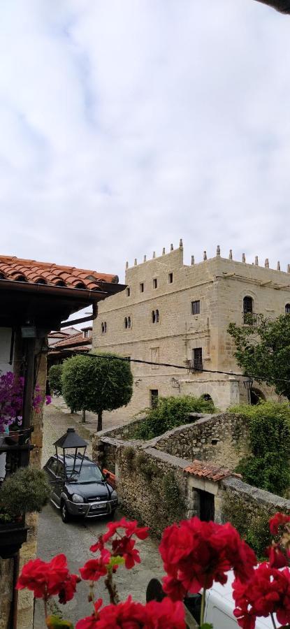 Hospedaje Octavio Santillana del Mar Exterior photo